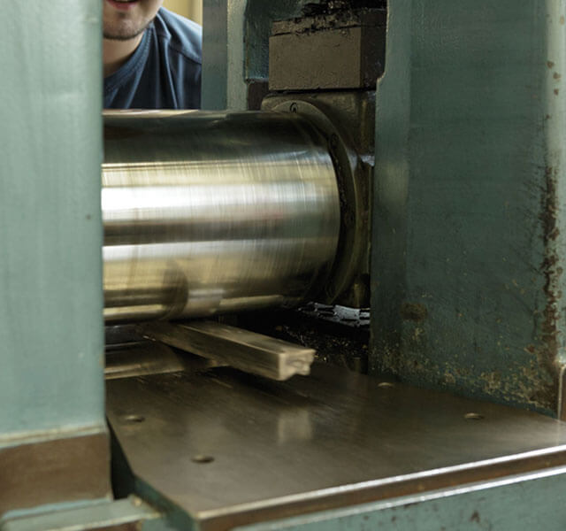 Fra legeringen til ringemnet